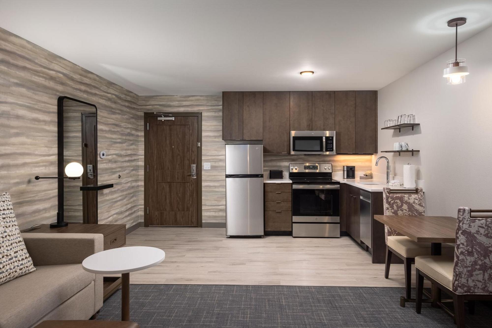 By Marriott Denver 3* Aurora