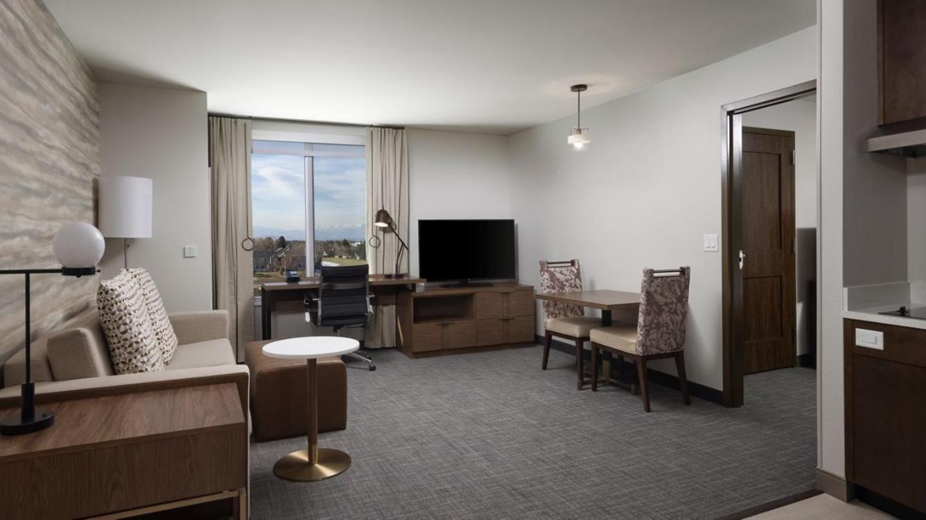 By Marriott Denver 3*