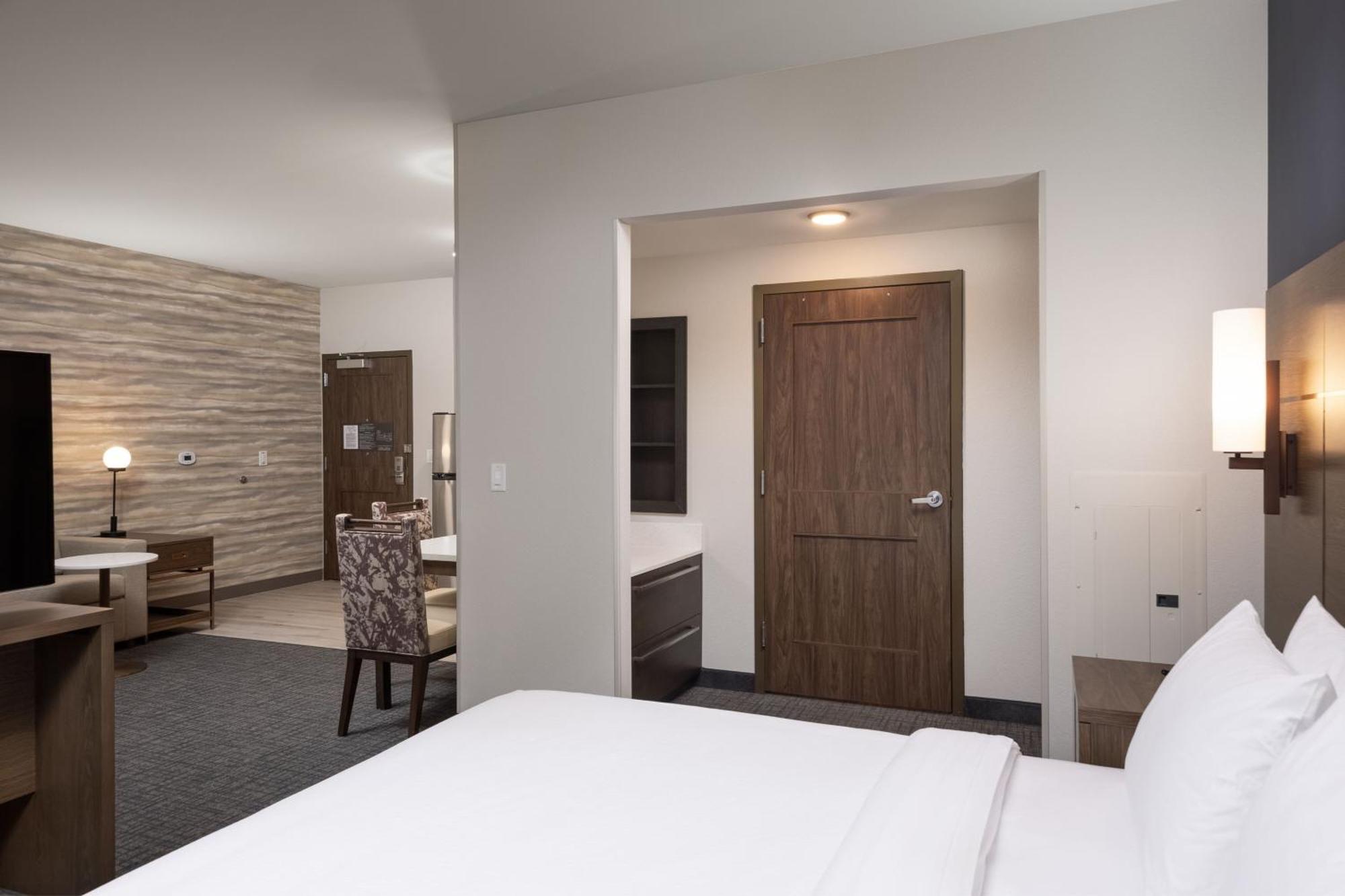 By Marriott Denver Aurora